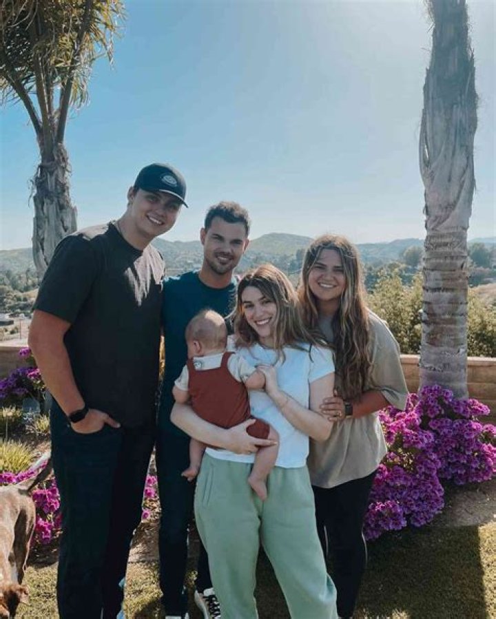 Taylor Lautner's Parents: Get To Know His Family