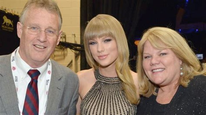Who Did Scott Swift Remarry? Find Out Here!